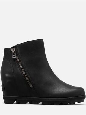 Women's Joan Of Arctic™ Wedge II Zip Bootie Size 9